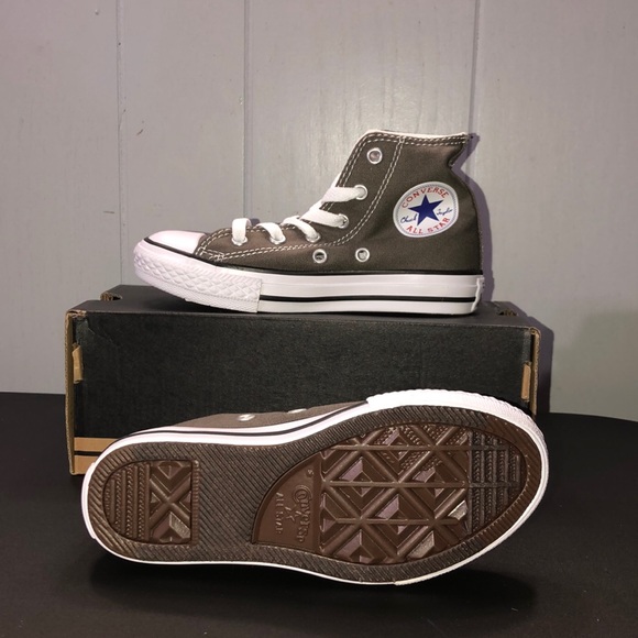 Converse - Picture 3 of 4